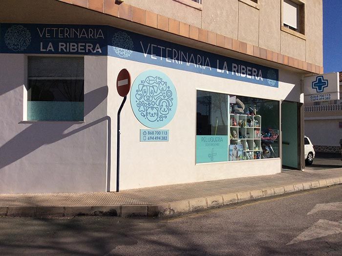 clinica-veterinaria-la-ribera-fachada2